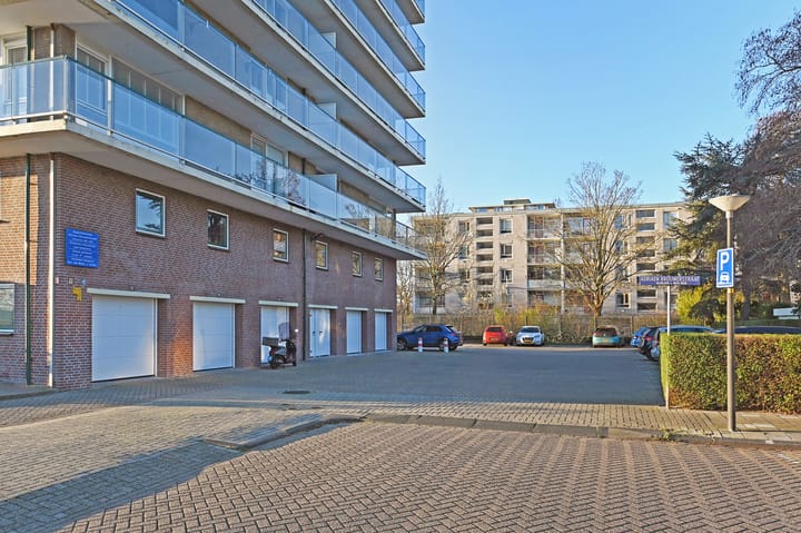 Foto 40 van Adriaen Brouwerstraat 90