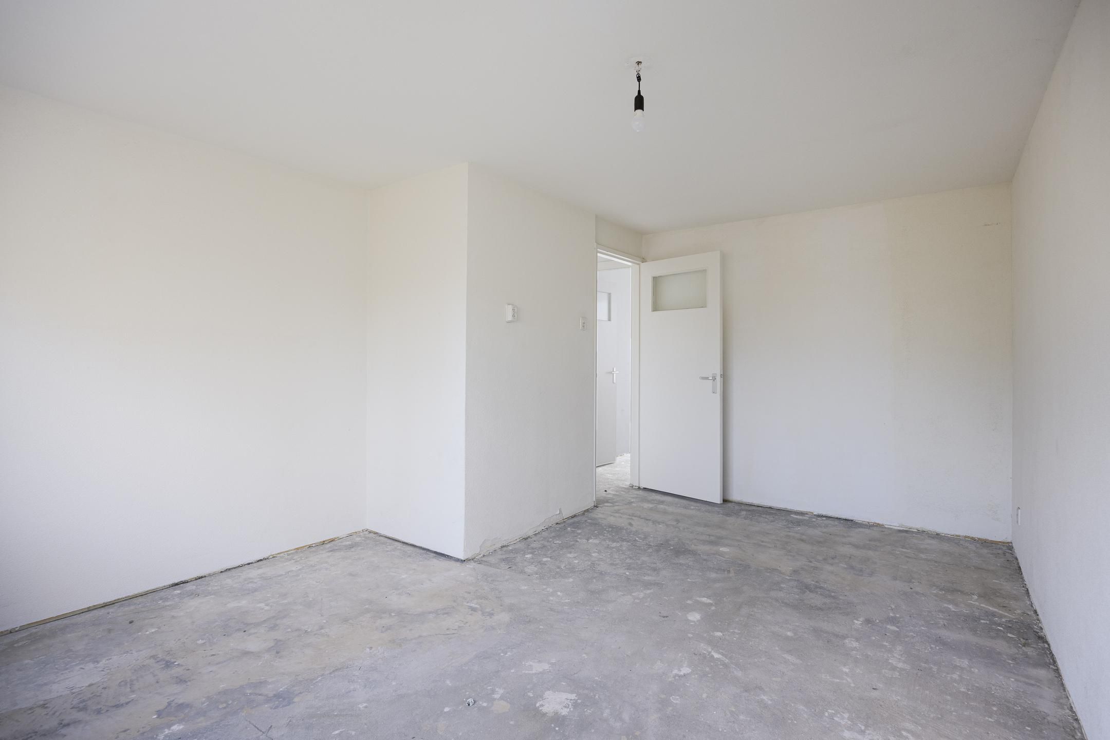 Foto 15 van Hoogenwaardstraat 90-C