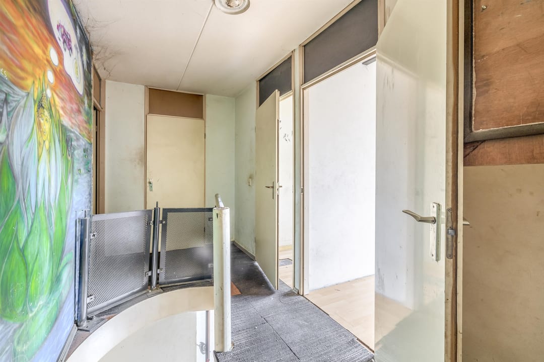 Photo 13 of Karekiet 49