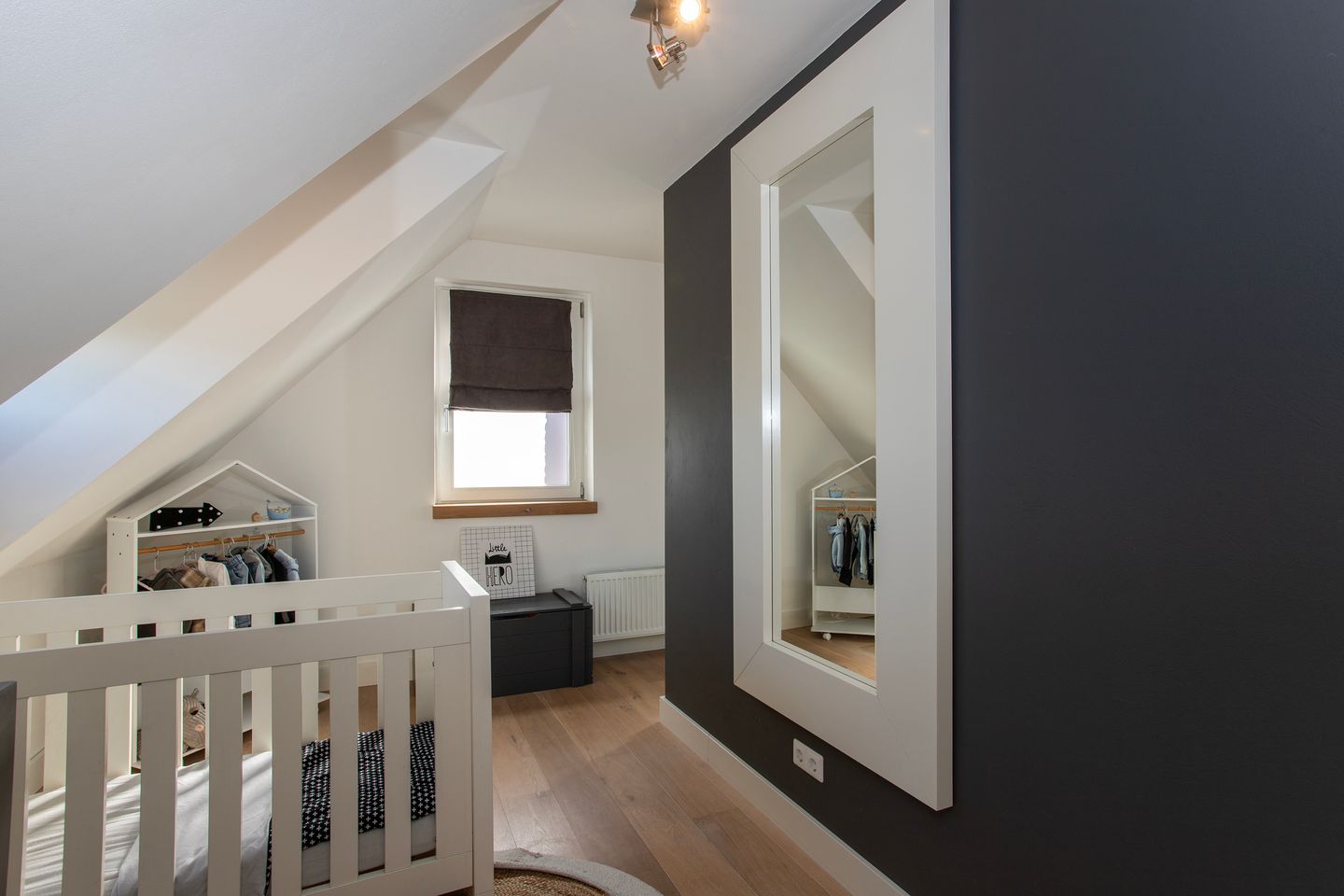 Photo 25 of Loo 37