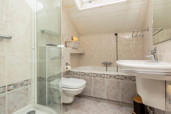 Foto 18 van Troelstrastraat 52