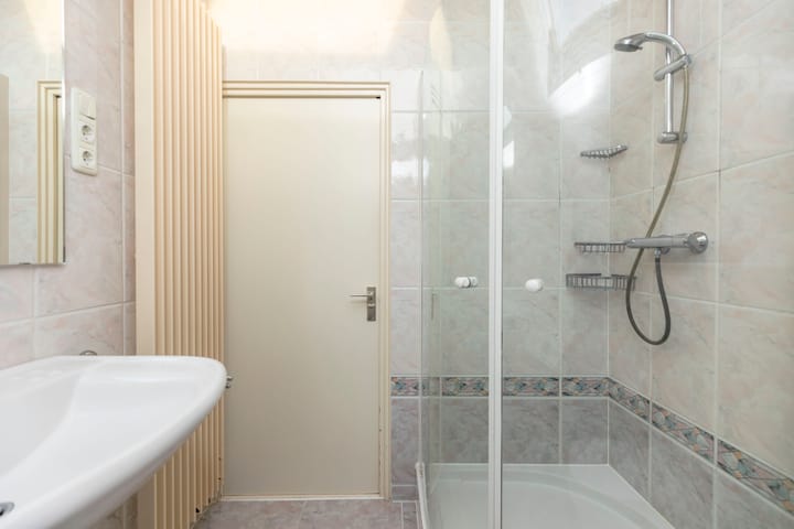 Foto 19 van Troelstrastraat 52