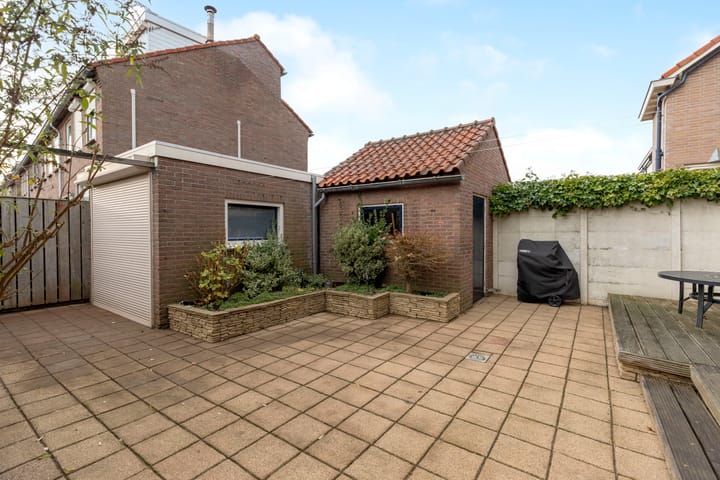 Foto 33 van Troelstrastraat 52