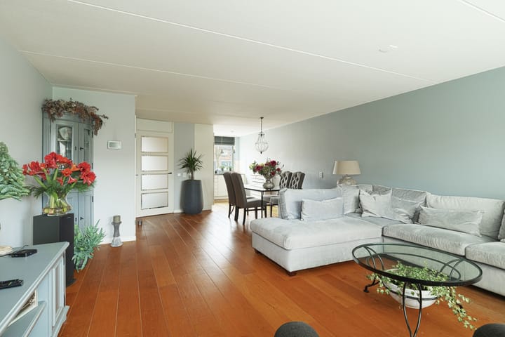 Foto 12 van Facet 16