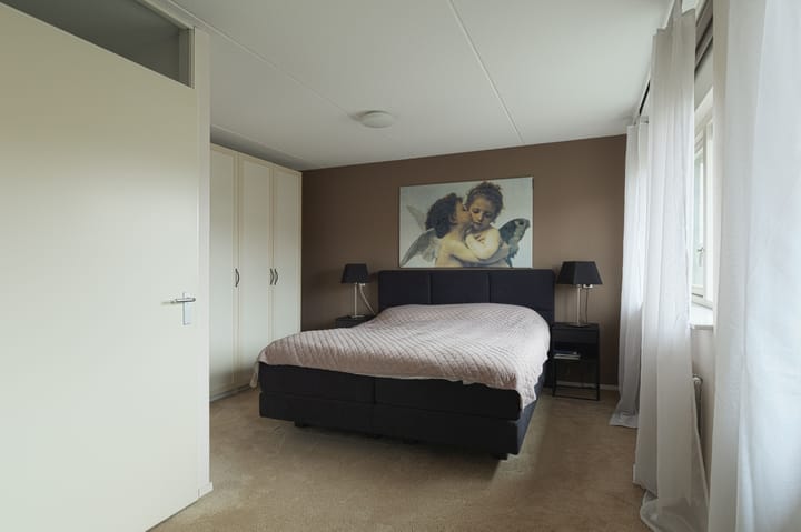 Foto 19 van Facet 16