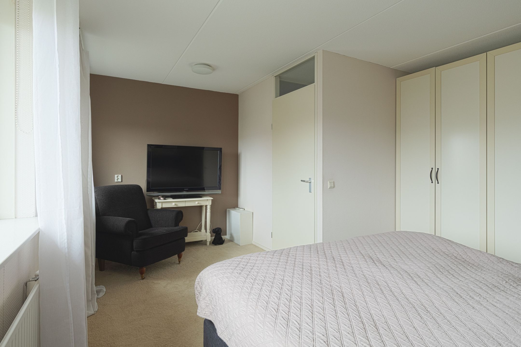 Foto 21 van Facet 16