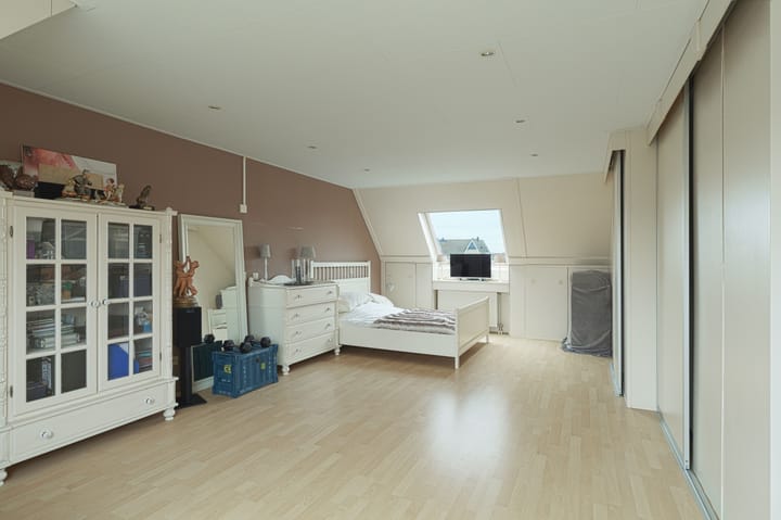 Foto 25 van Facet 16