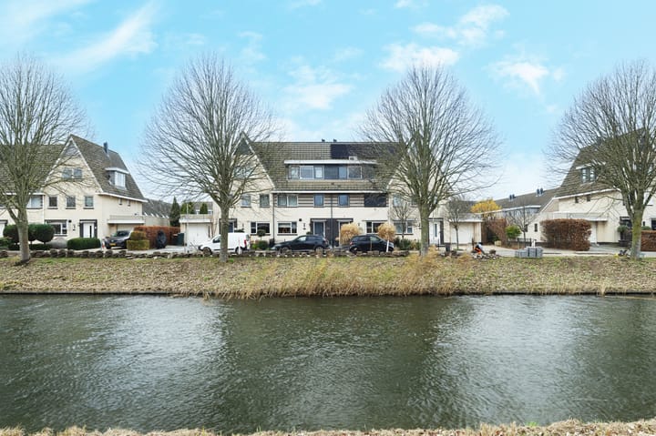 Foto 33 van Facet 16