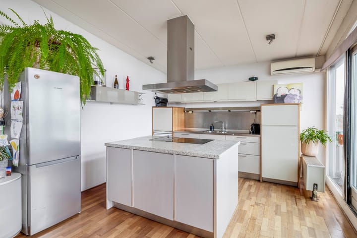 Photo 5 of Kees Pijlstraat 106