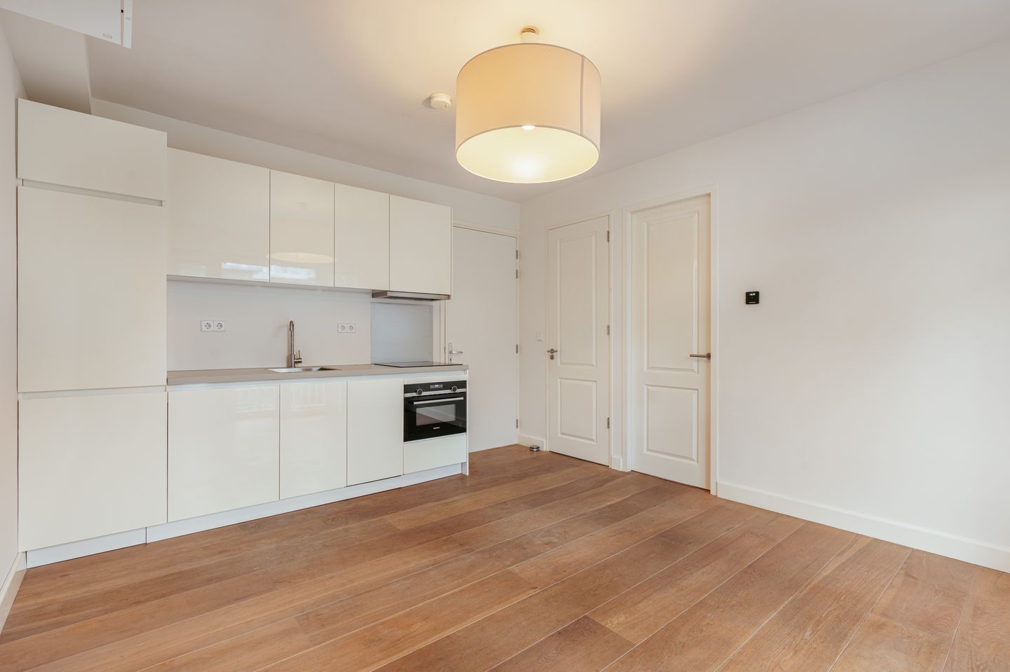 Photo 4 of Admiraal De Ruijterweg 519-A