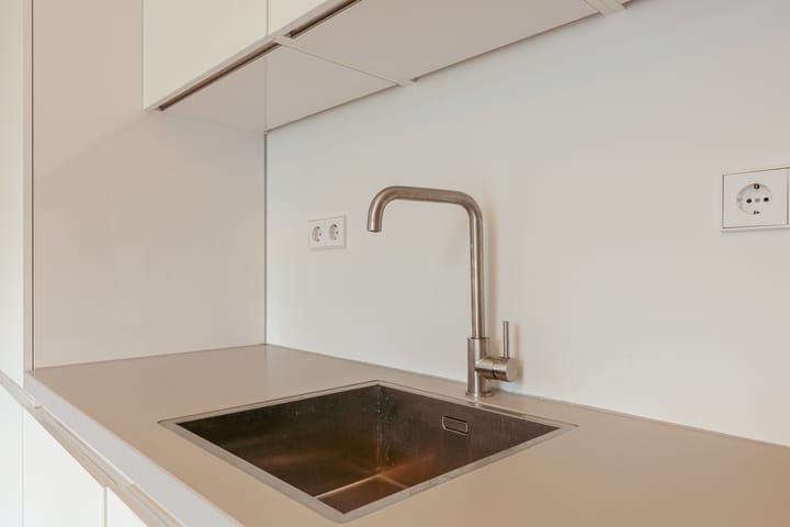 Photo 6 of Admiraal De Ruijterweg 519-A