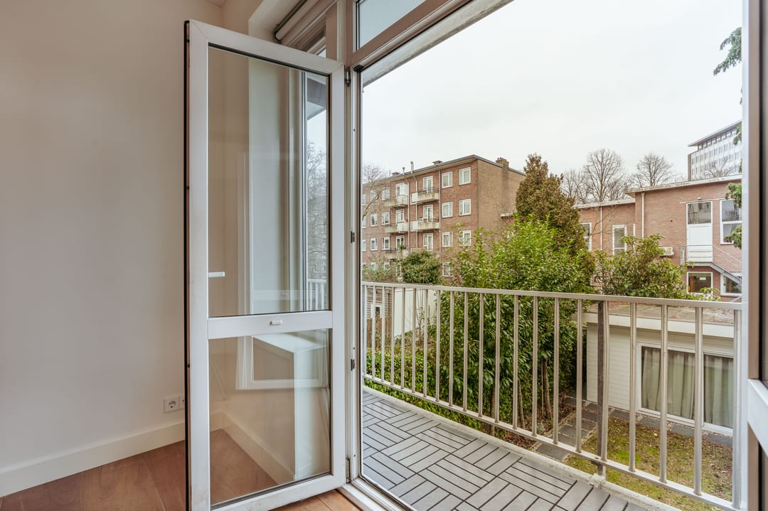 Photo 8 of Admiraal De Ruijterweg 519-A