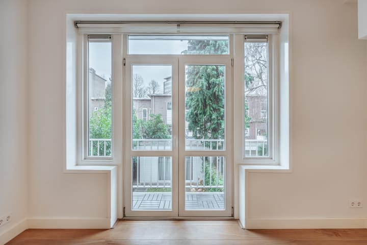 Photo 9 of Admiraal De Ruijterweg 519-A