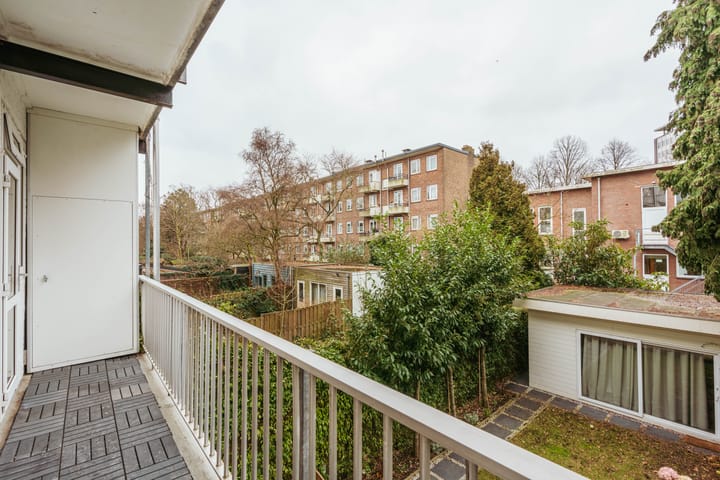 Photo 10 of Admiraal De Ruijterweg 519-A