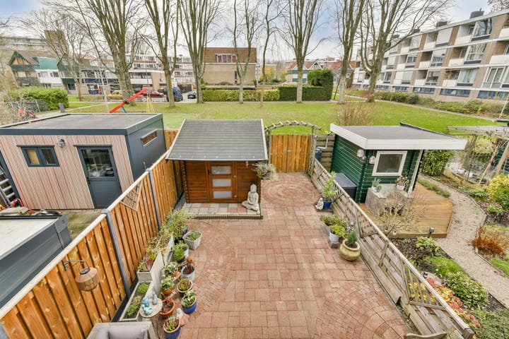 Foto 11 van Platostraat 12