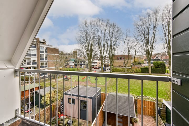 Foto 20 van Platostraat 12