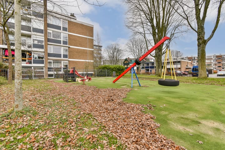 Foto 30 van Platostraat 12