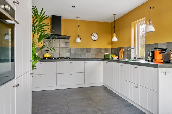 Photo 19 of Weverstraat 13