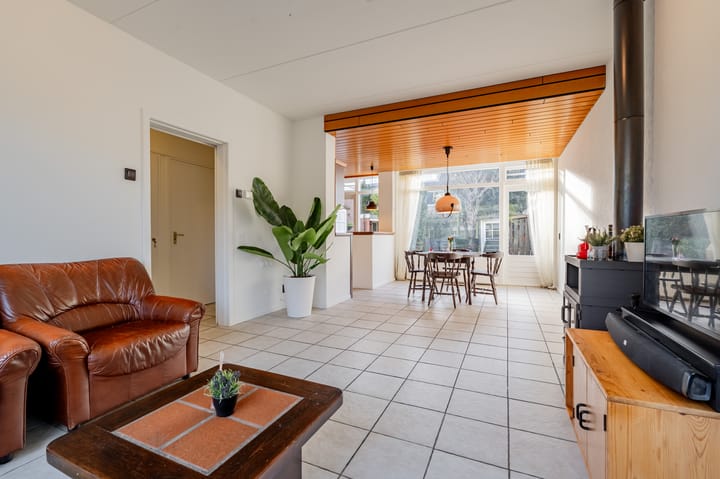 Photo 2 of Bastingstraat 25