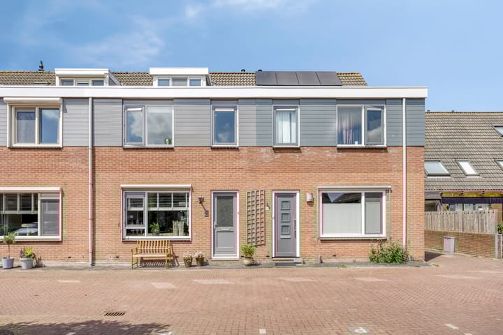 Dokter van der Windhof 26 main image