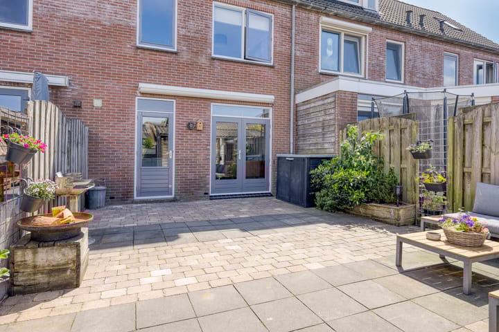 Foto 27 van Dokter van der Windhof 26