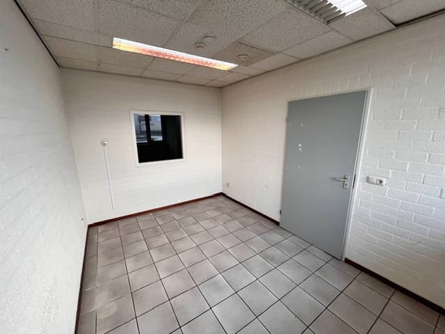 View photo 5 of Blauwwater 12-B