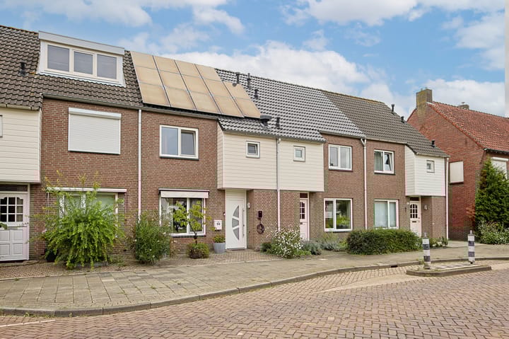 Photo 2 of van Beethovenlaan 55