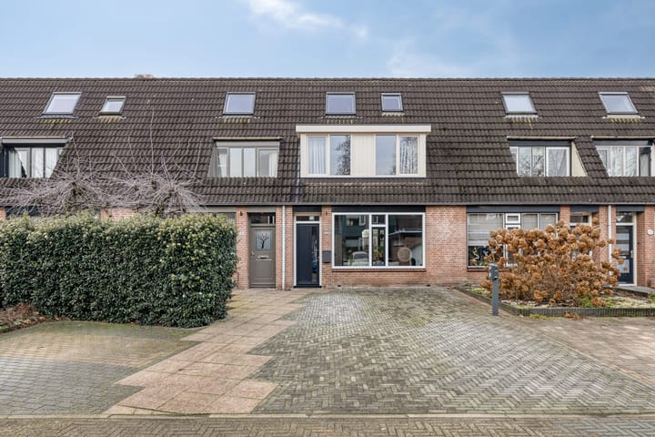 Photo 3 of Valkenier 12