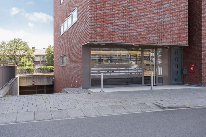 Photo 4 of Binckesstraat 14