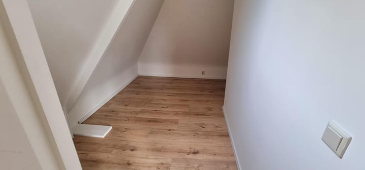 Foto 18 van Hellingstraat 1-D