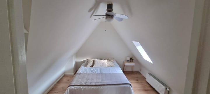 Foto 12 van Hellingstraat 1-D