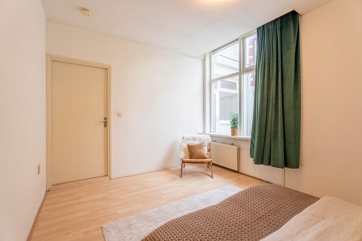 Foto 12 van Musschenbroekstraat 17