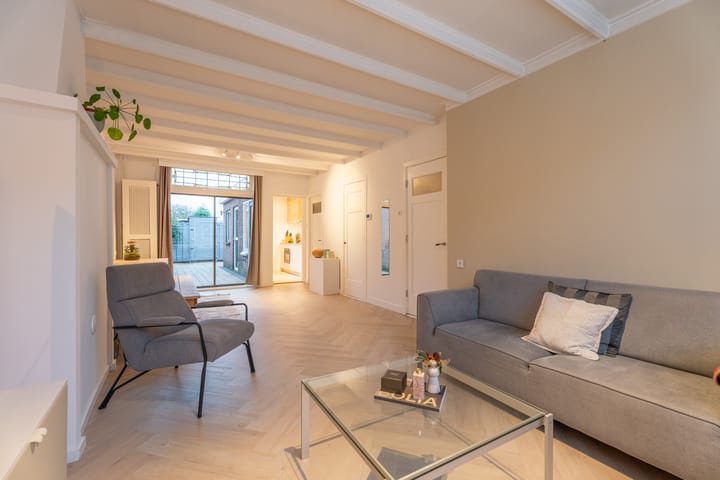 Foto 6 van Trompstraat 52