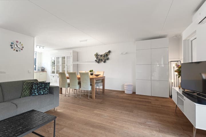 Foto 7 van Dominicanenstraat 12