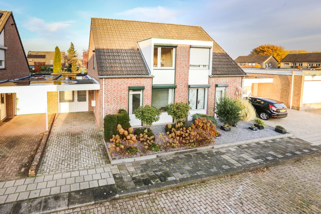 Foto 8 van Leenakker 2