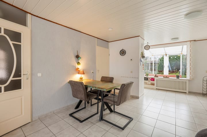 Foto 15 van Leenakker 2