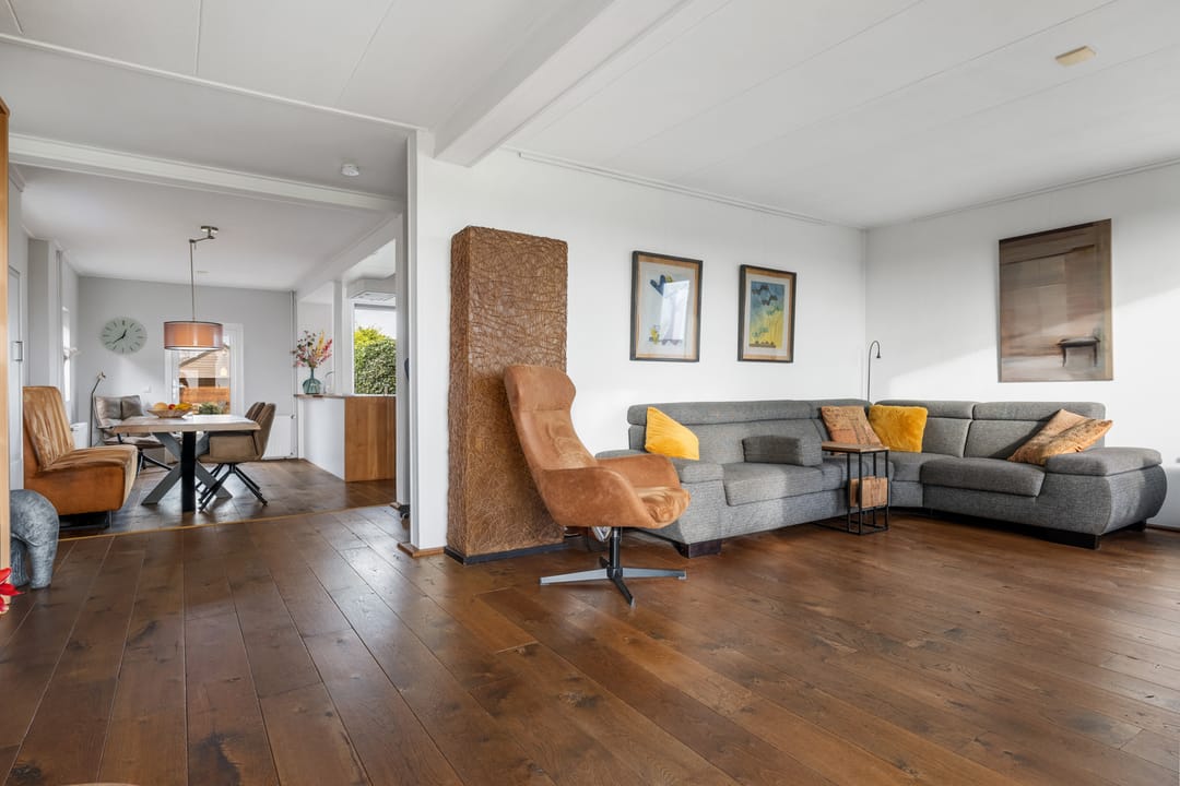 Foto 8 van Woudbloemlaan 12