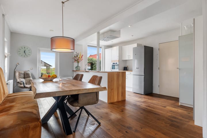 Foto 9 van Woudbloemlaan 12