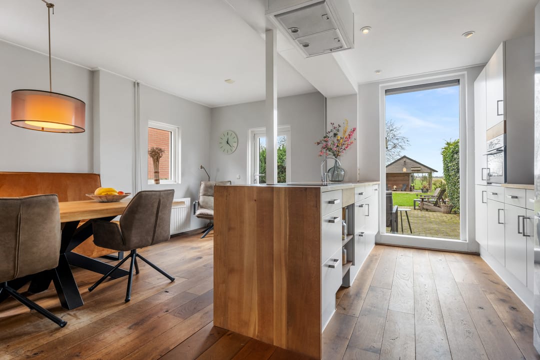 Foto 11 van Woudbloemlaan 12