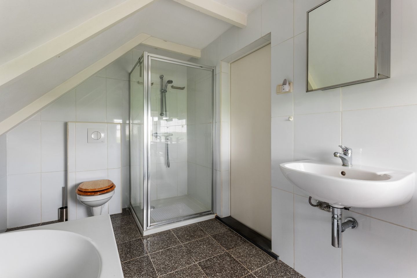 Foto 19 van Woudbloemlaan 12