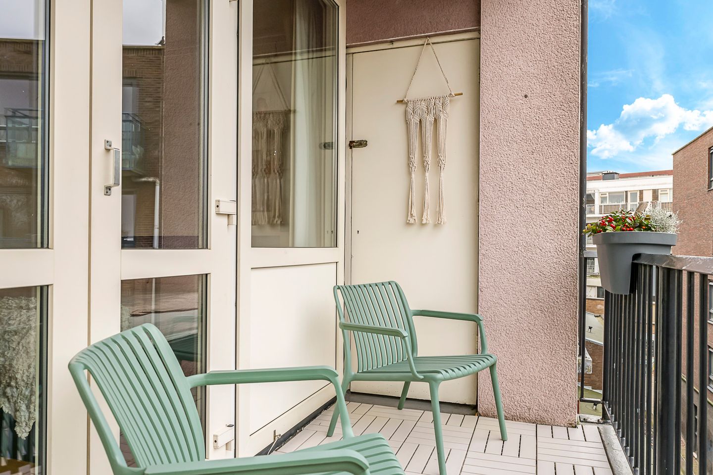 Photo 40 of Stikke Hezelstraat 57
