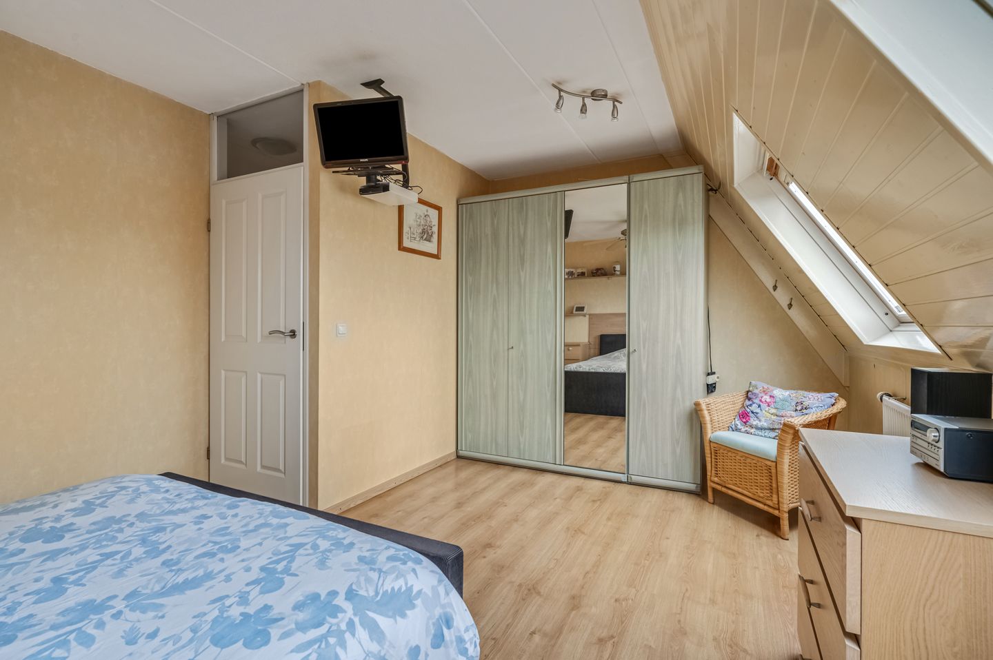 Photo 20 of Schoutstraat 25