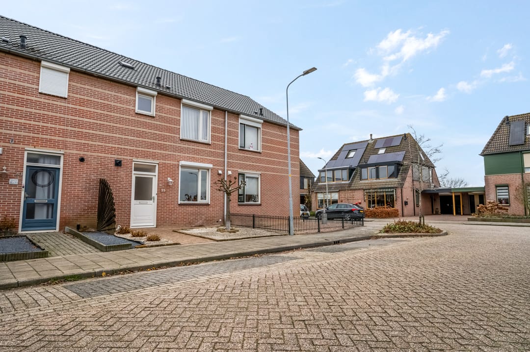 Photo 37 of Schoutstraat 25
