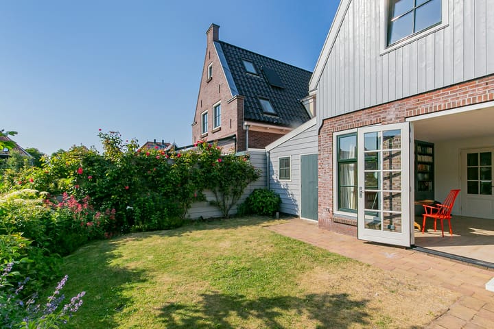 Foto 2 van Motorrijtuigstraat 21