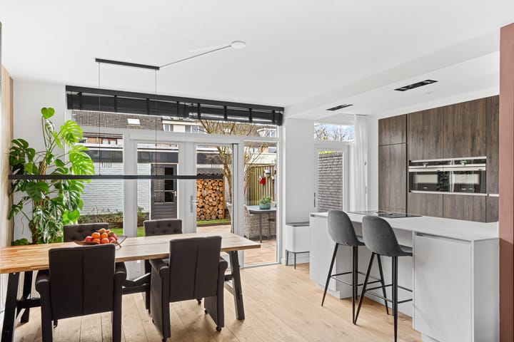 Photo 18 of Isabellalaan 11