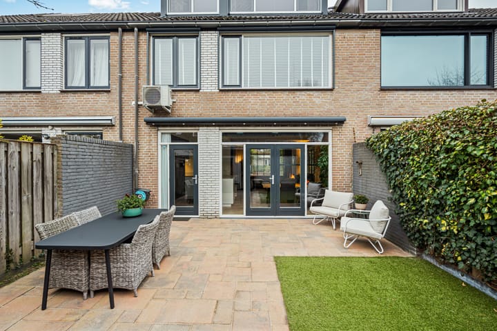 Photo 28 of Isabellalaan 11