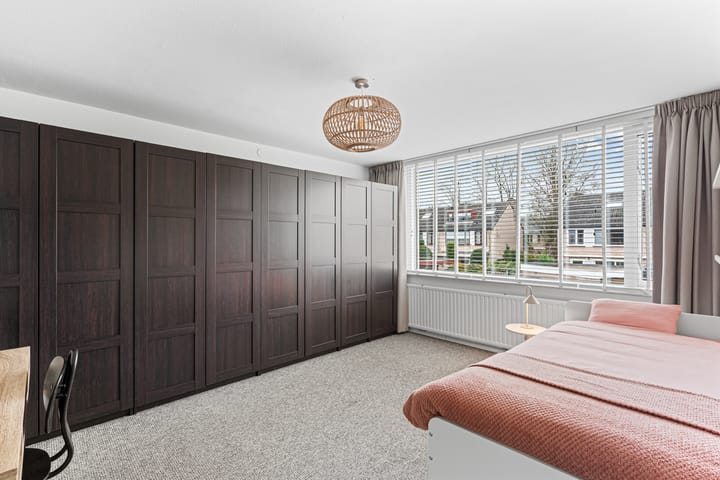 Photo 46 of Isabellalaan 11