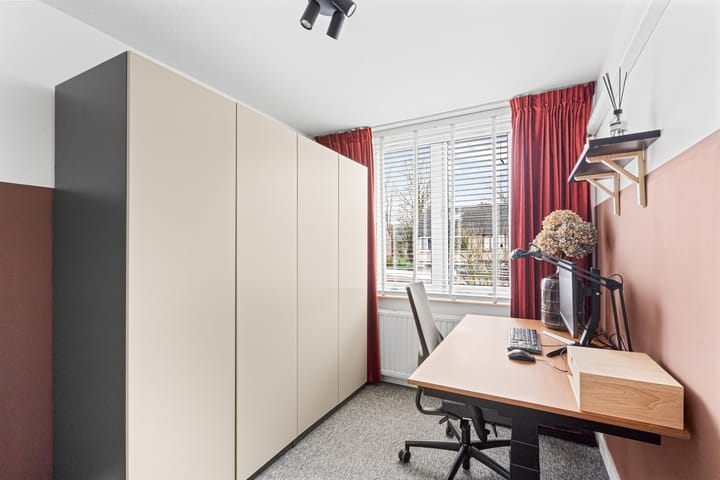 Photo 48 of Isabellalaan 11