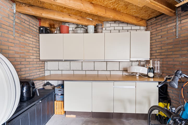 Photo 71 of Isabellalaan 11