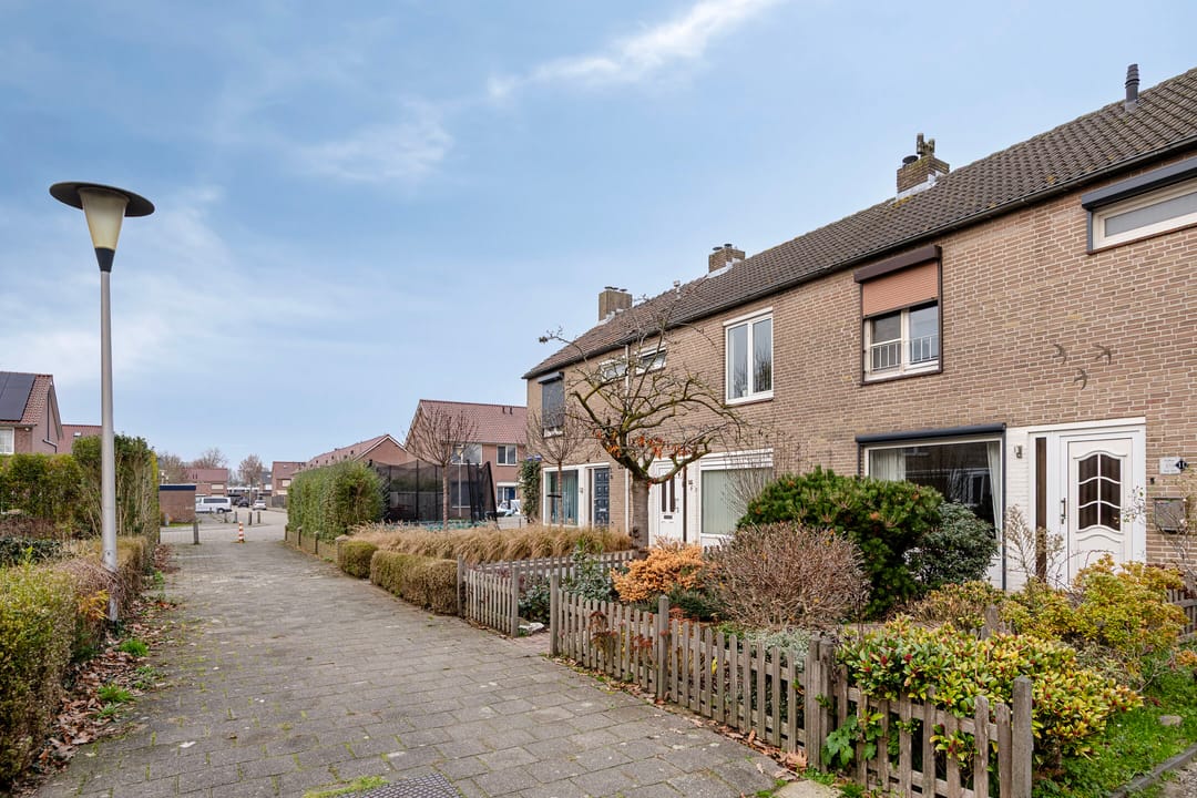 Photo 2 of Hendrik Mesdagstraat 11